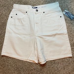 Liz Claiborne Jean Shorts Classic Fit Women’s White Size 10
